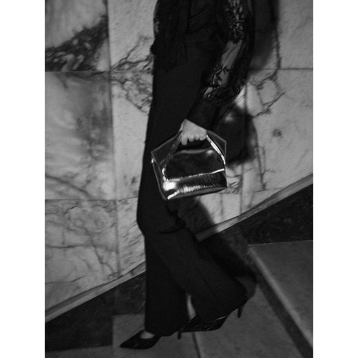 Mohito - Złota torebka z łańcuszkiem - złoty Mohito ONE SIZE Mohito