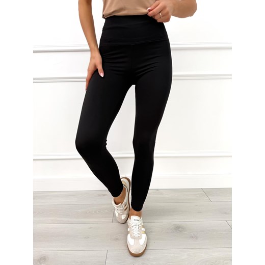 Czarne Legginsy ze sklepu ModnaKiecka.pl w kategorii Spodnie damskie - zdjęcie 187501022