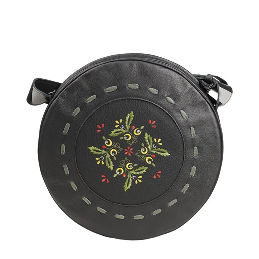 czarna okrągła damska  torebka skórzana z haftem  na ramię Hela Flo ze sklepu Słoń Torbalski w kategorii Listonoszki - zdjęcie 187506714