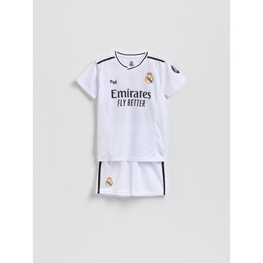 Reserved - Komplet Real Madrid Mbappe - biały ze sklepu Reserved w kategorii Komplety chłopięce - zdjęcie 187507742