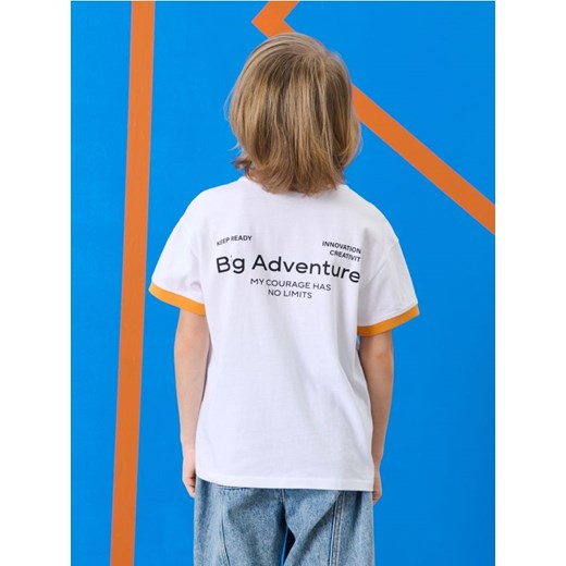 Sinsay - Koszulka z nadrukiem na plecach - biały ze sklepu Sinsay w kategorii T-shirty chłopięce - zdjęcie 187513431