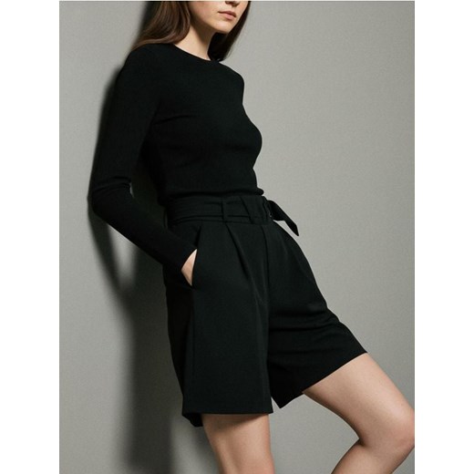 Sinsay - Szorty z paskiem - czarny ze sklepu Sinsay w kategorii Szorty - zdjęcie 187513611