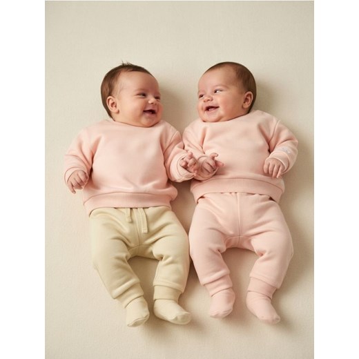 Sinsay - Spodnie dresowe 2 pack - kremowy ze sklepu Sinsay w kategorii Odzież dla niemowląt - zdjęcie 187513641