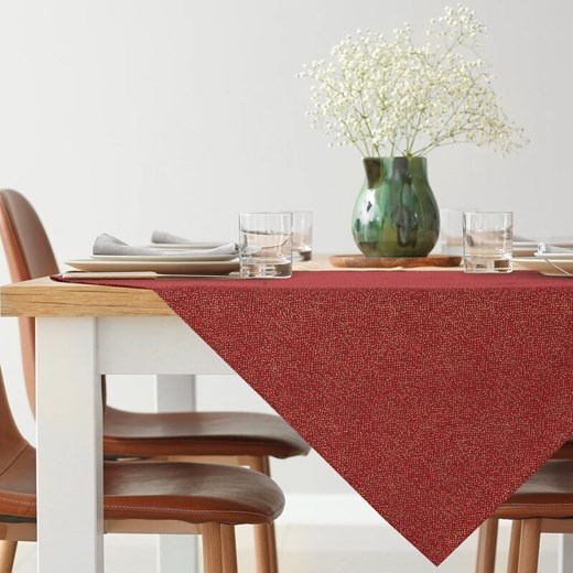 OBRUS DASHER 85 X 85 CM CZERWONY ze sklepu lenaodniemowlakadoszkolniaka.pl w kategorii Obrusy i bieżniki - zdjęcie 187519010