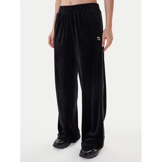 KARL LAGERFELD Spodnie dresowe B1W10022 Czarny Regular Fit ze sklepu MODIVO w kategorii Spodnie damskie - zdjęcie 187521421