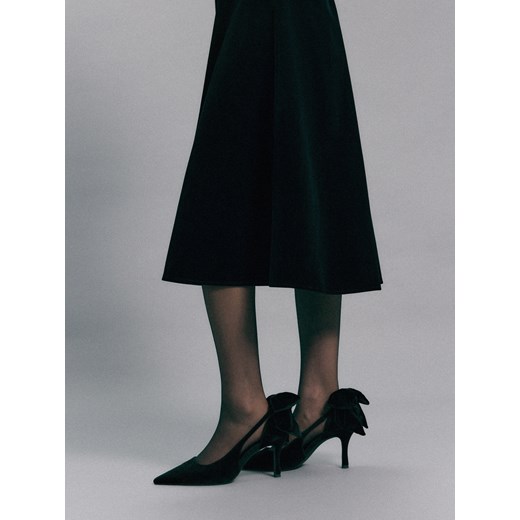 Mohito - Czółenka na obcasie - czarny ze sklepu Mohito w kategorii Czółenka - zdjęcie 187531954