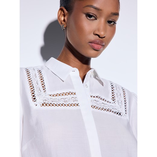 Mohito - Biała koszula z lyocellem - biały ze sklepu Mohito w kategorii Koszule damskie - zdjęcie 187543864