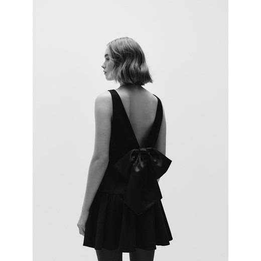 Reserved - Sukienka z kokardą - czarny ze sklepu Reserved w kategorii Sukienki - zdjęcie 187543932