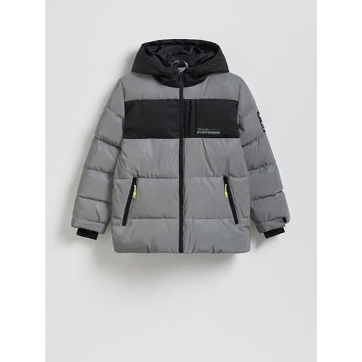 Reserved - Odblaskowa kurtka z ociepleniem - jasnoszary ze sklepu Reserved w kategorii Kurtki chłopięce - zdjęcie 187544154