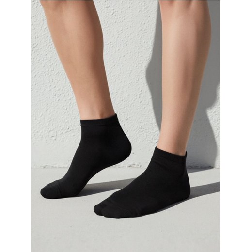 Sinsay - Skarpetki stopki 5pack - czarny ze sklepu Sinsay w kategorii Skarpetki damskie - zdjęcie 187555761