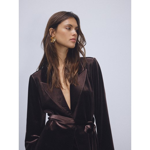 Reserved - Welurowa marynarka - brązowy ze sklepu Reserved w kategorii Marynarki damskie - zdjęcie 187557890