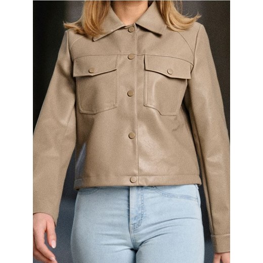 Sinsay - Krótka kurtka z imitacji skóry - brązowy ze sklepu Sinsay w kategorii Kurtki damskie - zdjęcie 187559382