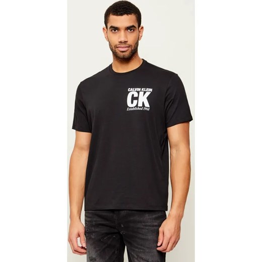 Calvin Klein T-shirt CORNER GRAPHIC | Regular Fit ze sklepu Gomez Fashion Store w kategorii T-shirty męskie - zdjęcie 187559791