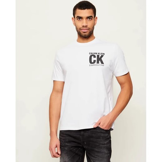 Calvin Klein T-shirt CORNER GRAPHIC | Regular Fit ze sklepu Gomez Fashion Store w kategorii T-shirty męskie - zdjęcie 187559820