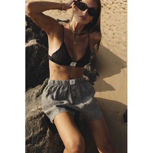 Lazy Linen Boxer Shorts - Stone Grey ze sklepu Surf Inc w kategorii Szorty - zdjęcie 187565921