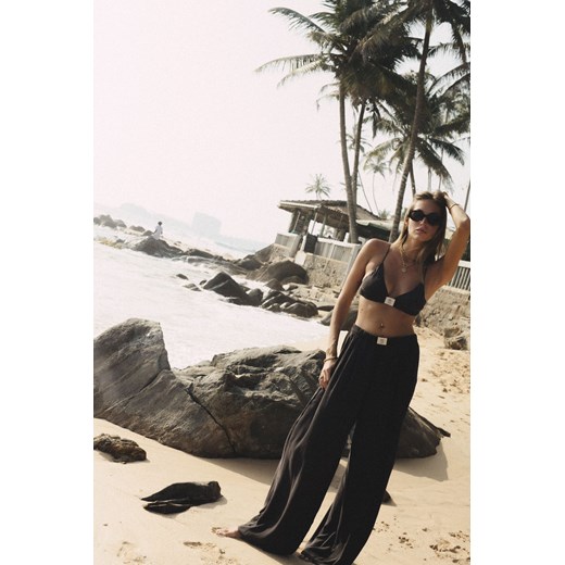 Cupro Bra - Space Black ze sklepu Surf Inc w kategorii Bluzki damskie - zdjęcie 187565952