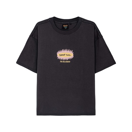 Surf On Fire Tee - Stone Grey ze sklepu Surf Inc w kategorii Bluzki damskie - zdjęcie 187566083