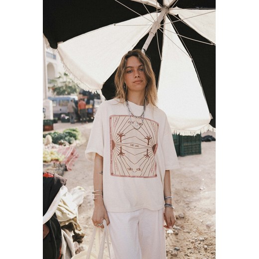 Illusion Box Tee - Super Natural ze sklepu Surf Inc w kategorii Bluzki damskie - zdjęcie 187566273