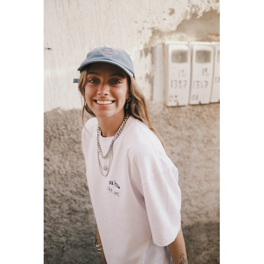 I’m Not A Surfer Tee - Paper White ze sklepu Surf Inc w kategorii Bluzki damskie - zdjęcie 187566333