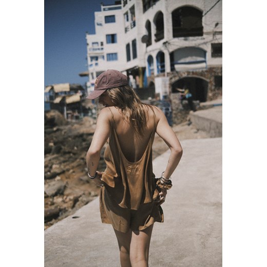 Cupro Loose Top - Golden Haze ze sklepu Surf Inc w kategorii Bluzki damskie - zdjęcie 187566643