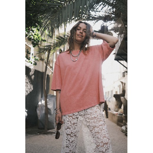 SRF Core Tee - Deep Pink ze sklepu Surf Inc w kategorii Bluzki damskie - zdjęcie 187566864