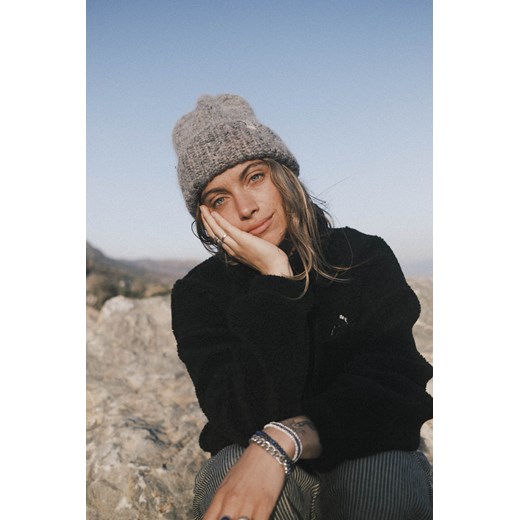 Wolly Wonders Beanie - Greyhound ze sklepu Surf Inc w kategorii Czapki zimowe damskie - zdjęcie 187566984