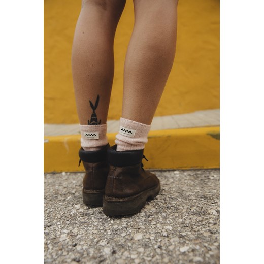 Just Pleasure Wool Socks - Light Pink ze sklepu Surf Inc w kategorii Skarpetki damskie - zdjęcie 187567130