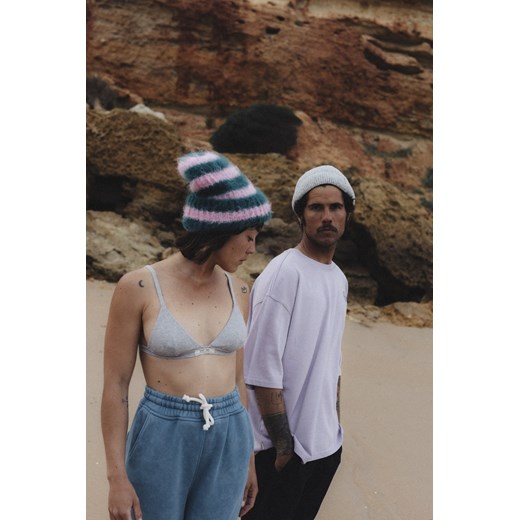 Flip Drip Beanie - Petrol & Pink Kush ze sklepu Surf Inc w kategorii Czapki zimowe damskie - zdjęcie 187567331