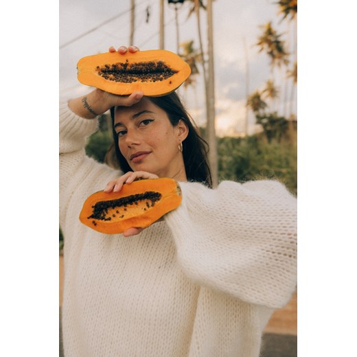 Cherie Cloud Sweater - Vintage White ze sklepu Surf Inc w kategorii Swetry damskie - zdjęcie 187567843