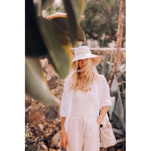 Summer Linen Hat - Champagne ze sklepu Surf Inc w kategorii Kapelusze damskie - zdjęcie 187568774
