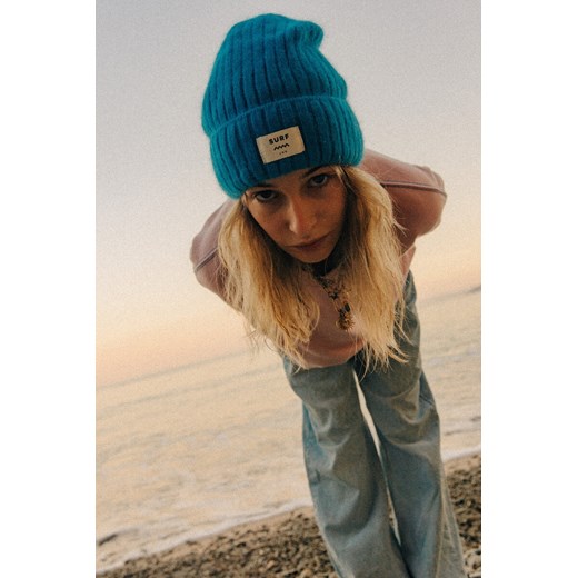 Rib Fluffy Beanie - New Blue ze sklepu Surf Inc w kategorii Czapki zimowe damskie - zdjęcie 187569162