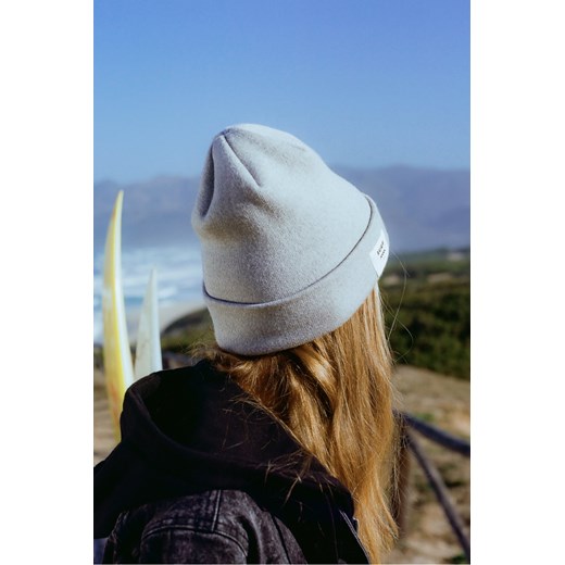 Merino Beanie - Light Grey ze sklepu Surf Inc w kategorii Czapki zimowe damskie - zdjęcie 187569182