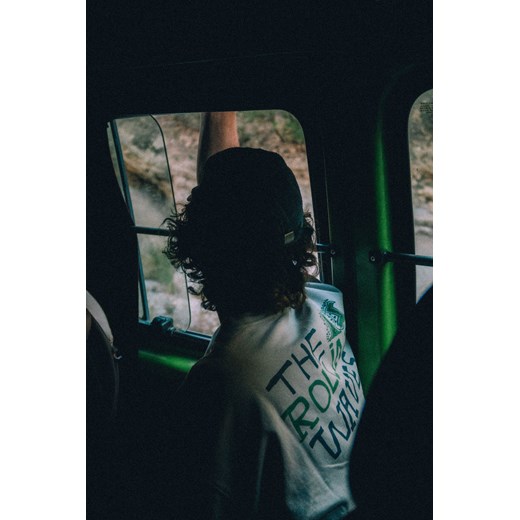 THE ROLLING WAVES TEE - DIRTY WHITE ze sklepu Surf Inc w kategorii T-shirty męskie - zdjęcie 187569784