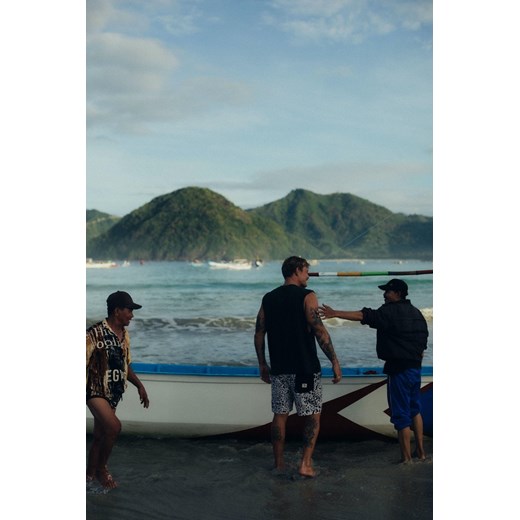 Animal Board Shorts ze sklepu Surf Inc w kategorii Kąpielówki - zdjęcie 187570081