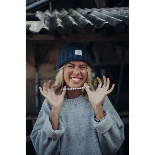 Olivia SRF Beanie - Stone Grey ze sklepu Surf Inc w kategorii Czapki zimowe damskie - zdjęcie 187570782