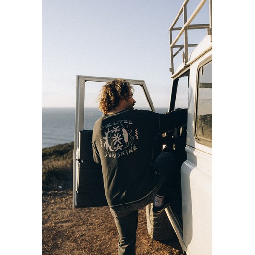 Melted Sunshine Double Sun LS - Acid Black ze sklepu Surf Inc w kategorii T-shirty męskie - zdjęcie 187571992