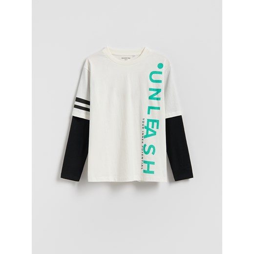 Reserved - Bawełniany longsleeve z nadrukiem - złamana biel ze sklepu Reserved w kategorii Bluzy chłopięce - zdjęcie 187575991