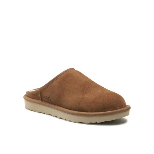 Ugg Kapcie M Classic Slip-On 1129290 Brązowy ze sklepu MODIVO w kategorii Kapcie męskie - zdjęcie 187576970