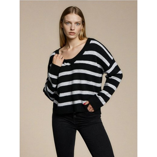 Sinsay - Sweter w paski z dekoltem V - czarny ze sklepu Sinsay w kategorii Swetry damskie - zdjęcie 187582941