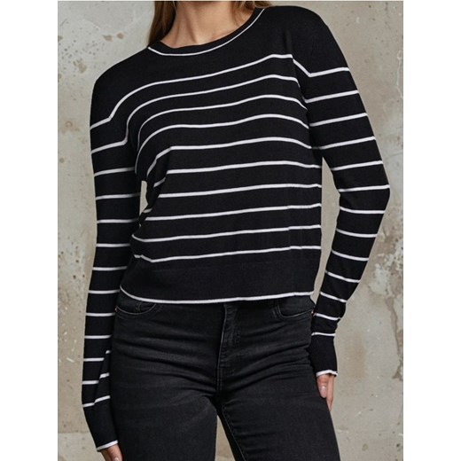 Sinsay - Sweter w paski z okrągłym dekoltem - czarny ze sklepu Sinsay w kategorii Swetry damskie - zdjęcie 187582950