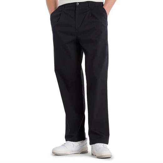 Spodnie męskie New Balance MP51563BK - czarne ze sklepu streetstyle24.pl w kategorii Spodnie męskie - zdjęcie 187587414