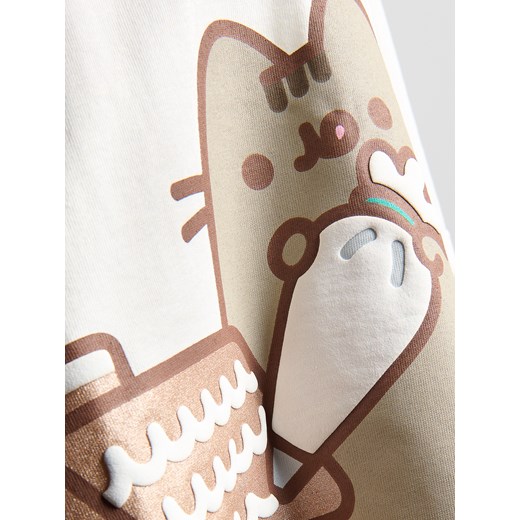 Reserved - T-shirt ze świątecznym nadrukiem Pusheen - złamana biel Reserved 134/140 (8-9 lat) Reserved