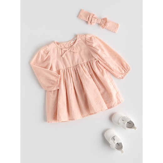Reserved - Sukienka z opaską - brudny róż ze sklepu Reserved w kategorii Sukienki niemowlęce - zdjęcie 187596092