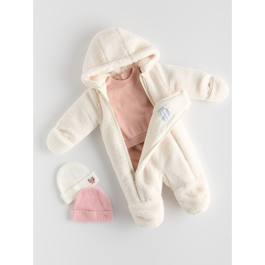 Reserved - Kombinezon z imitacji baranka - złamana biel ze sklepu Reserved w kategorii Kombinezony i kurtki - zdjęcie 187596140