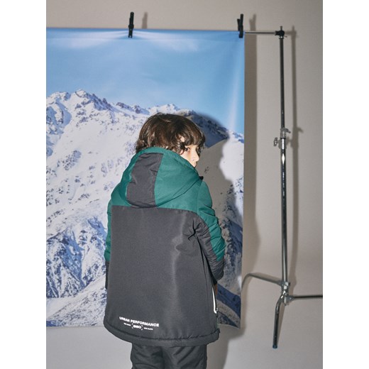 Reserved - Kurtka z kapturem - czarny ze sklepu Reserved w kategorii Kurtki chłopięce - zdjęcie 187599932