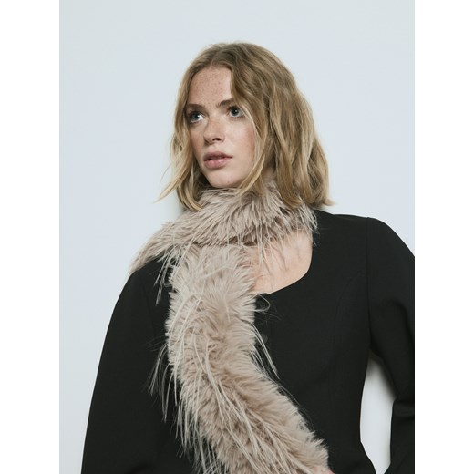 Reserved - Szalik ze sztucznego futerka - brązowy ze sklepu Reserved w kategorii Szaliki i chusty damskie - zdjęcie 187607832