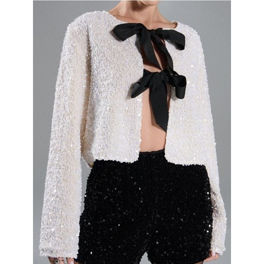Sinsay - Żakiet z ozdobnymi wiązaniami - kremowy ze sklepu Sinsay w kategorii Marynarki damskie - zdjęcie 187610134