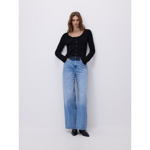 Reserved - Sweter z koronką - czarny ze sklepu Reserved w kategorii Bluzki damskie - zdjęcie 187612513