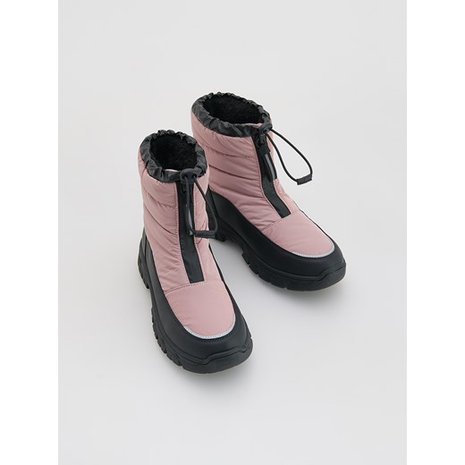 Reserved - Ocieplane śniegowce - intenstywna czerwień ze sklepu Reserved w kategorii Buty zimowe dziecięce - zdjęcie 187612671