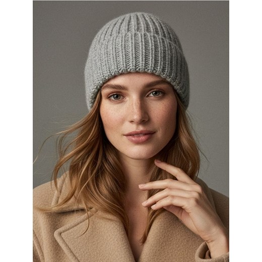 Sinsay - Prążkowana czapka beanie - szary ze sklepu Sinsay w kategorii Czapki zimowe damskie - zdjęcie 187615460